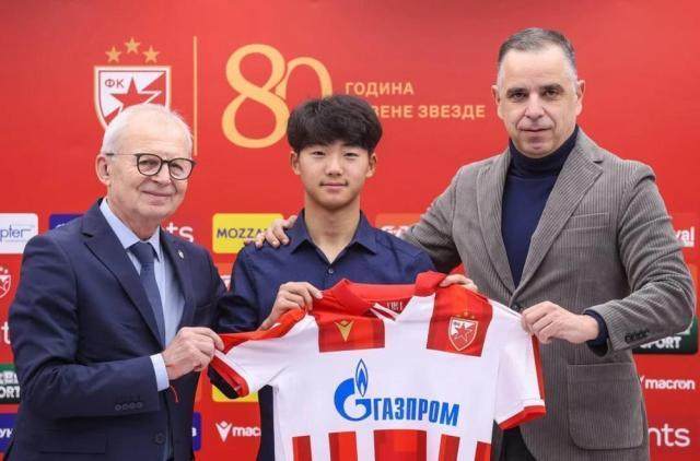 开云体育APP下载-王勤伯：全能中场，是唯一的正确方向